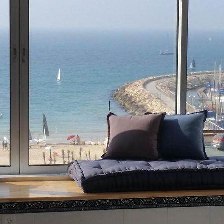 Tlv Suites On The Beach Tel Aviv Exterior photo