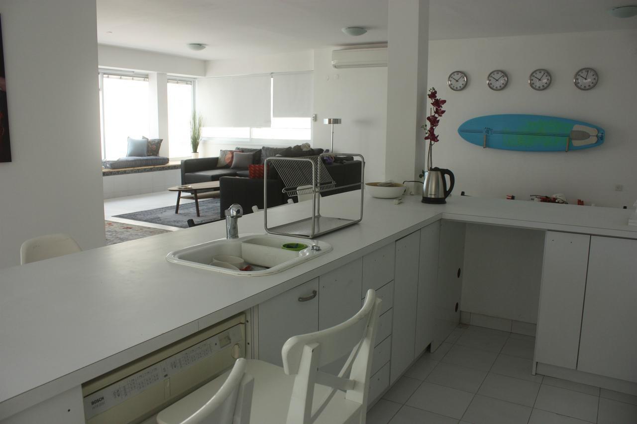 Tlv Suites On The Beach Tel Aviv Exterior photo