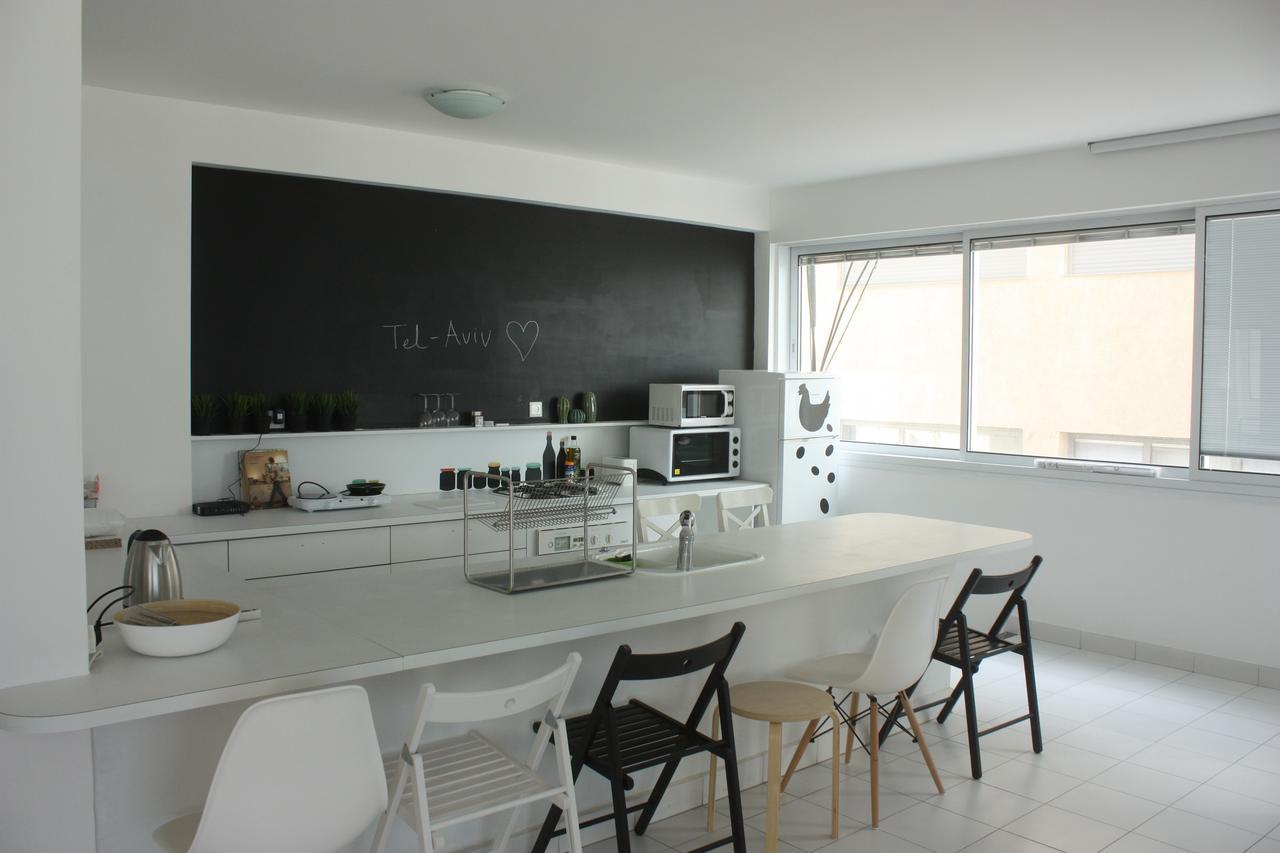 Tlv Suites On The Beach Tel Aviv Exterior photo