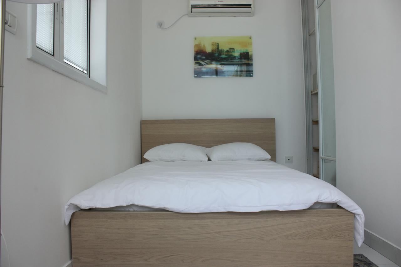 Tlv Suites On The Beach Tel Aviv Exterior photo