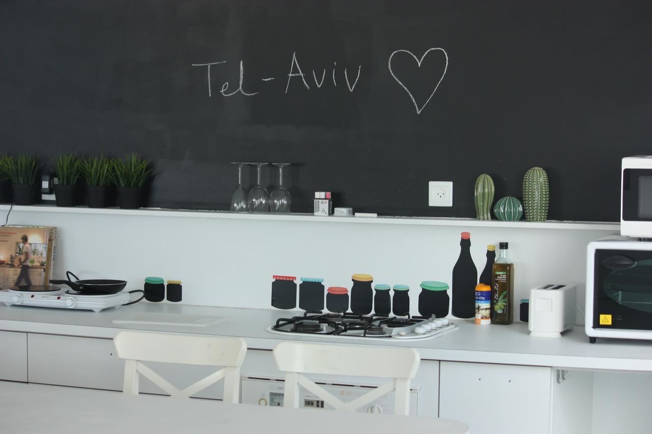 Tlv Suites On The Beach Tel Aviv Exterior photo