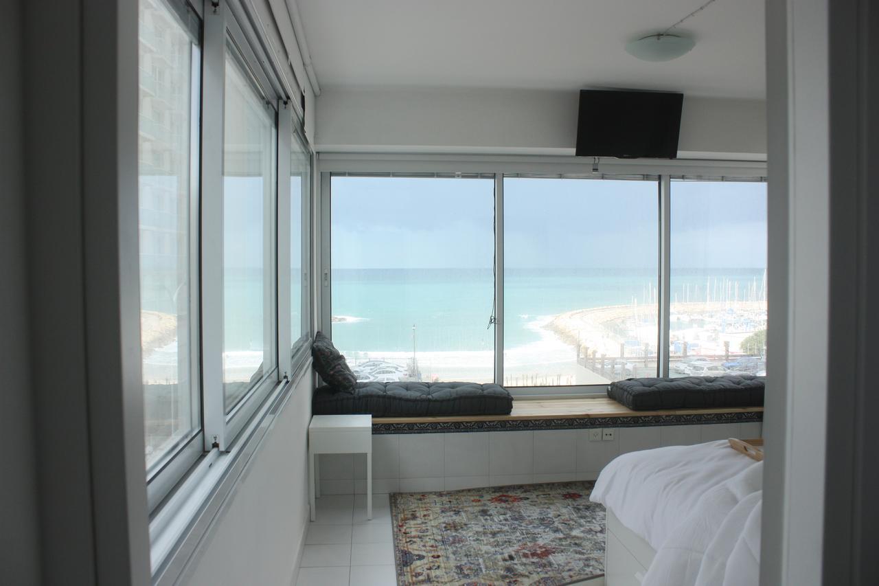 Tlv Suites On The Beach Tel Aviv Exterior photo